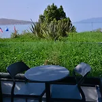 Nertili Σαράντα